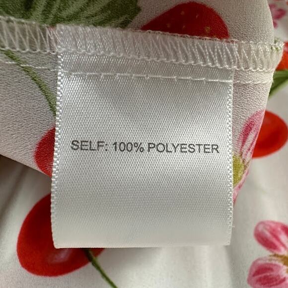 Rose Olive Top Womens 1X White Strawberry Cherry Ruffle Summer Preppy Whimsy - Picture 9 of 14